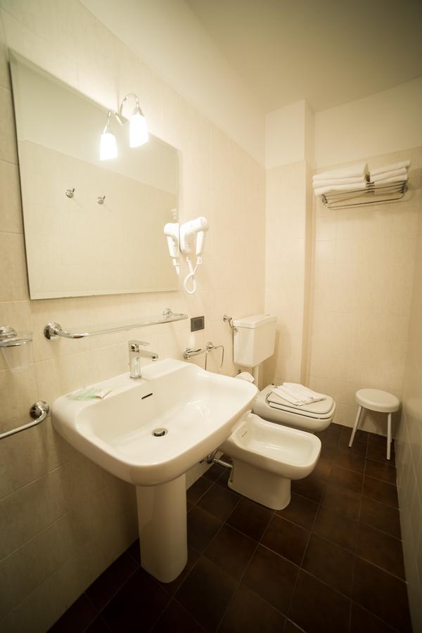 La Ruota Hotel Morbegno Ngoại thất bức ảnh